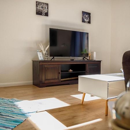 Blue Chili 18 Zentrales City-Apartment Am Hasselbachplatz, 4 Personen Magdeburg Ngoại thất bức ảnh