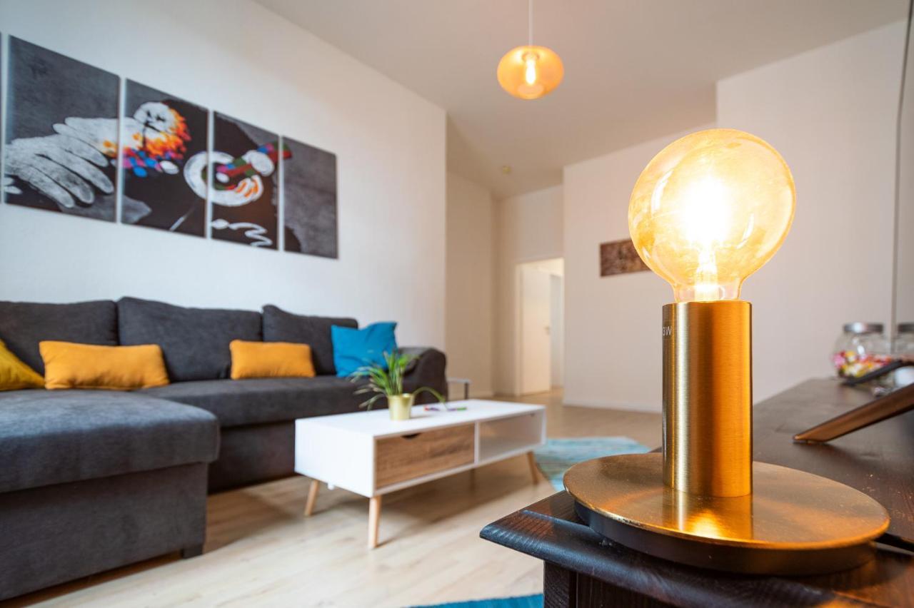 Blue Chili 18 Zentrales City-Apartment Am Hasselbachplatz, 4 Personen Magdeburg Ngoại thất bức ảnh